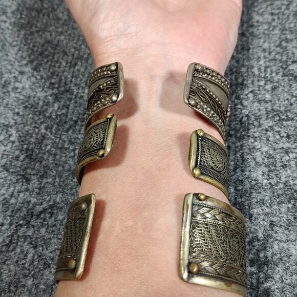 Tibetan Nepal Brass Copper Cuff Bracelets Om Mani Padme Hum Mantra Set of 3 - Picture 4 of 10